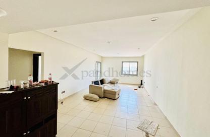 Apartment - 1 Bedroom - 2 Bathrooms for rent in Marina First Tower - Dubai Marina - Dubai