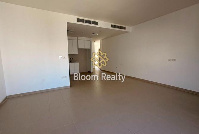 127912989 - Property Image 3