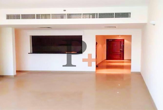 Ready to Move | Prime Location | Large Layout