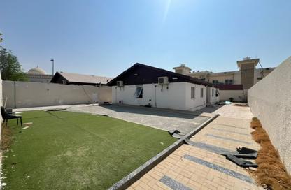 Villa - 4 - 4 for rent in Al Fisht - Al Heerah - Sharjah