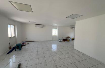 Villa - 4 - 4 for rent in Al Fisht - Al Heerah - Sharjah Villa - 4 - 4 for rent in Al Fisht - Al Heerah - Sharjah
