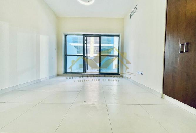 61300019 - Property Image 2