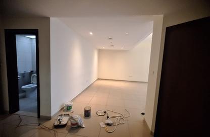 Apartment - 3 Bedrooms - 4 Bathrooms for rent in New Al Taawun Road - Al Taawun - Sharjah
