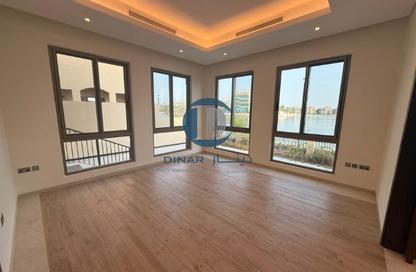 Villa - 4 Bedrooms - 6 Bathrooms for rent in Luluat Al Raha - Al Raha Beach - Abu Dhabi