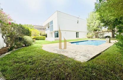 Villa - 5 Bedrooms - 5 Bathrooms for rent in Jumeirah 1 Villas - Jumeirah 1 - Jumeirah - Dubai