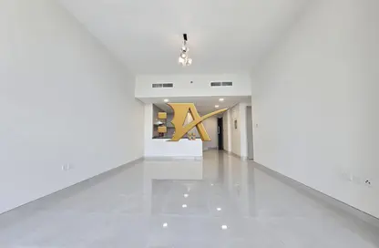 شقة - 2 غرف نوم - 3 حمامات للايجار في مساكن تايا - الفرجان - دبي