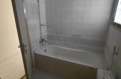 Apartment - 1 Bedroom - 1 Bathroom for rent in Qasimia 10 building - Al Mahatta - Al Qasimia - Sharjah
