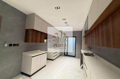 Apartment - 5 Bedrooms - 7 Bathrooms for rent in Al Zaheya Gardens - Al Zahya - Ajman