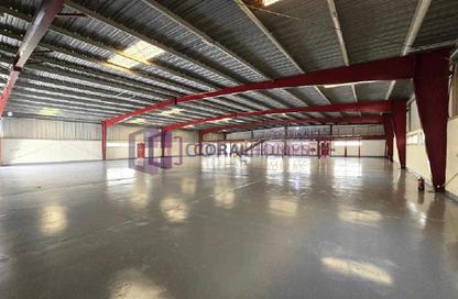 Warehouse - Studio for rent in Al Khabisi - Deira - Dubai