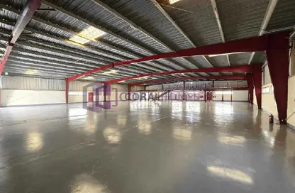 مستودع - استوديو للايجار في الخبيصي - ديرة - دبي