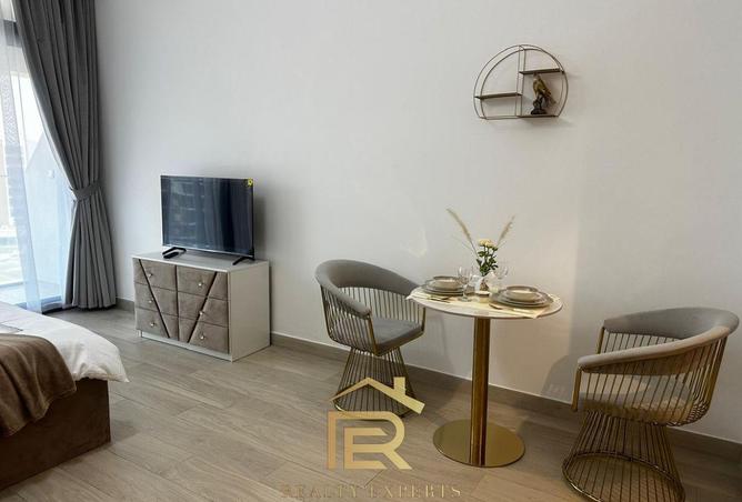 82812223 - Property Image 3