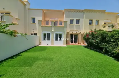 فيلا - 3 غرف نوم - 3 حمامات للايجار في الينابيع 2 - الينابيع - دبي