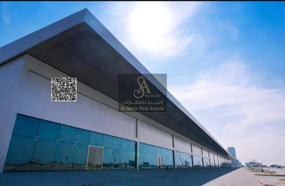 صالة عرض - استوديو - 3 حمامات للايجار في عجمان بوليفارد - ضواحي عجمان - عجمان