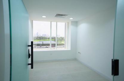 Business Centre - Studio - 1 Bathroom for rent in Al Garhoud - Dubai
