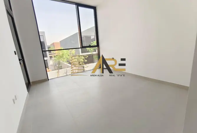 161870037 - Property Image 3