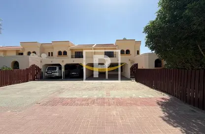 Villa - 4 Bedrooms - 5 Bathrooms for rent in Jumeirah 3 Villas - Jumeirah 3 - Jumeirah - Dubai