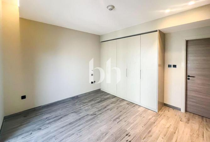 Great Location | Spacious unit | Well Maintained photo 3