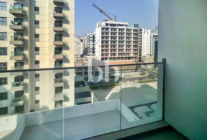 Great Location | Spacious unit | Well Maintained photo 2
