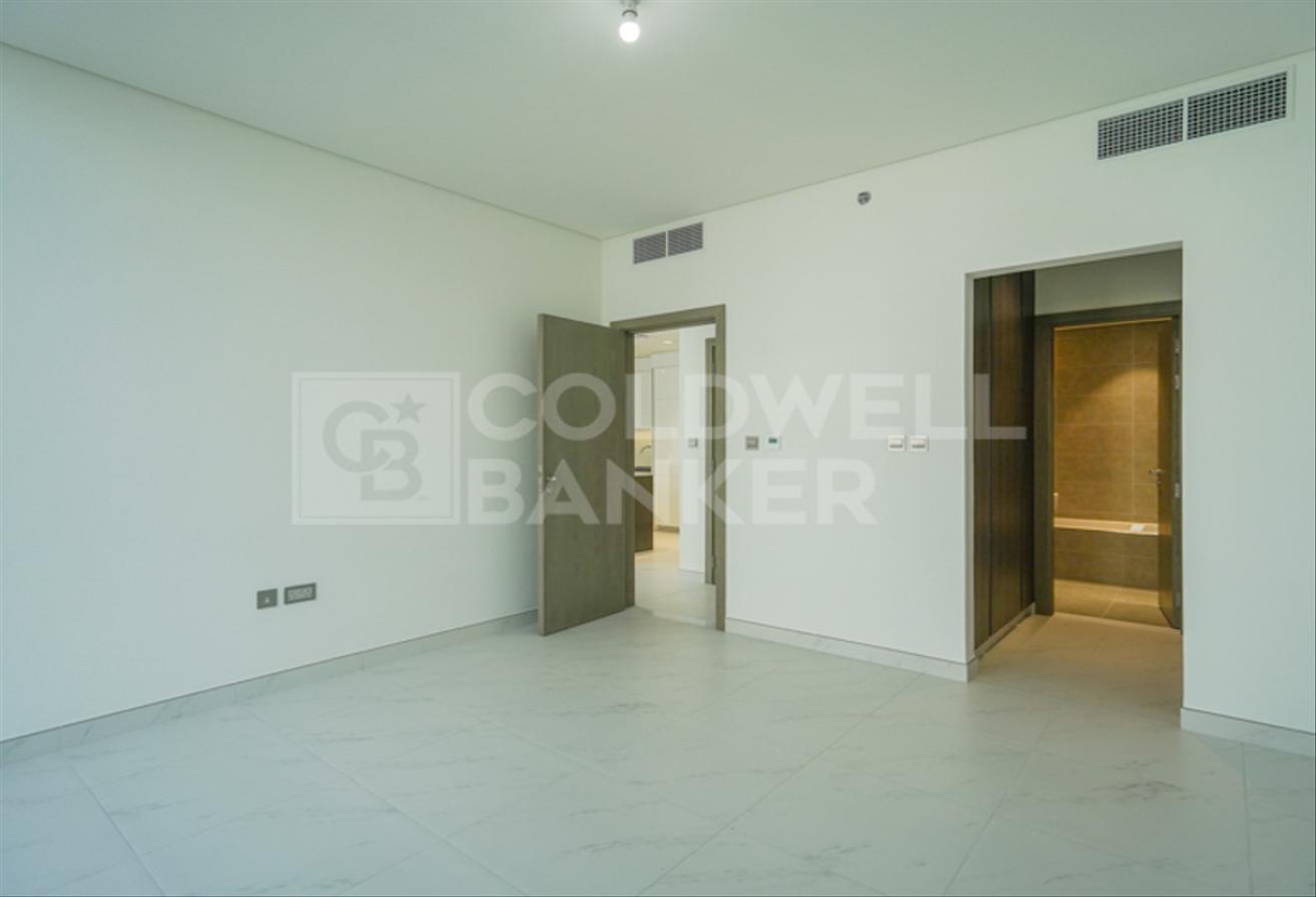 Vacant | Unfurnished | Multiple Cheques photo 11