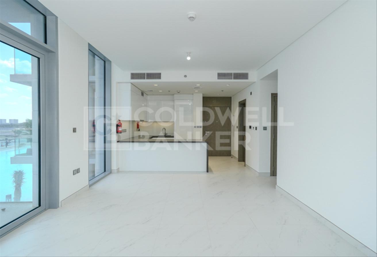 Vacant | Unfurnished | Multiple Cheques photo 5