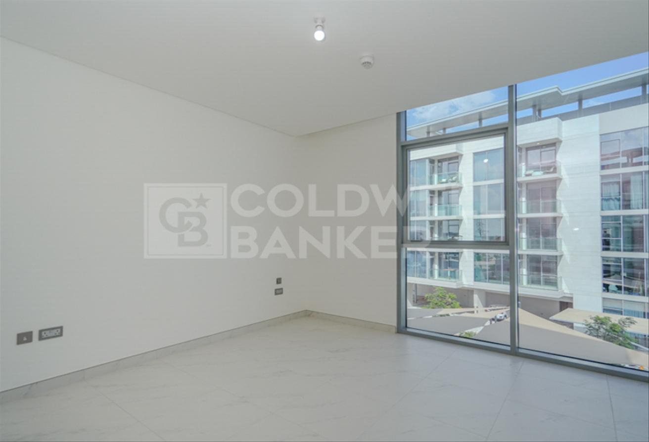 Vacant | Unfurnished | Multiple Cheques photo 16