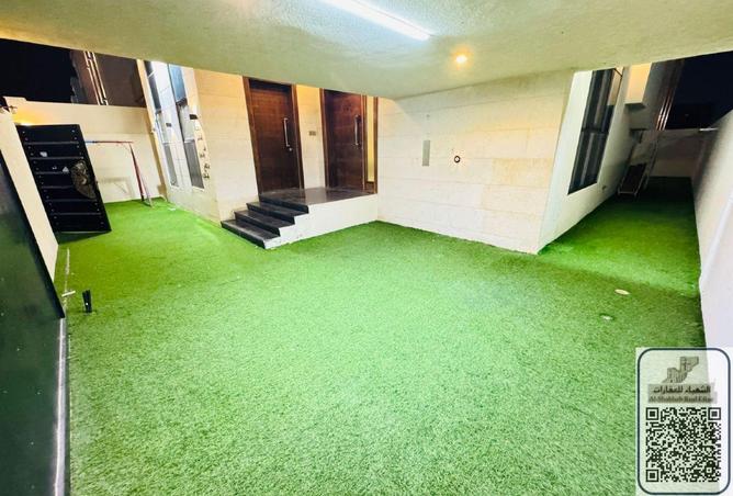 82374730 - Property Image 2