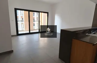 شقة - غرفة نوم - 2 حمامات للبيع في الممشى - مويلح - الشارقة