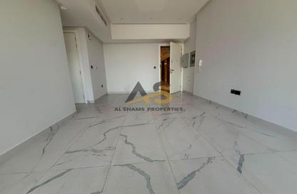 Apartment - 1 Bedroom - 2 Bathrooms for rent in Kay 10 Building - Dubai Land Residence Complex - Dubai Apartment - 1 Bedroom - 2 Bathrooms for rent in Kay 10 Building - Dubai Land Residence Complex - Dubai