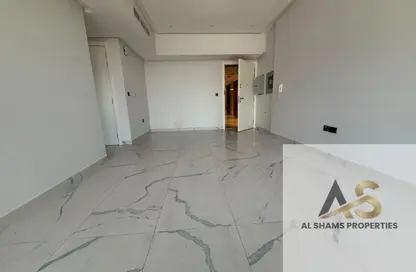 شقة - غرفة نوم - 2 حمامات للايجار في بناية كاي 10 - مجمع دبي ريزيدنس - دبي