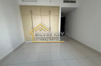 شقة - 3 غرف نوم - 4 حمامات للايجار في المجاز 3 - المجاز - الشارقة