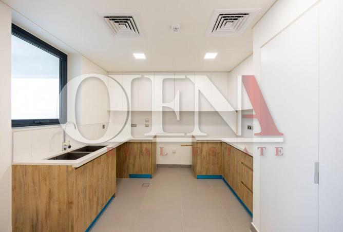 126570175 - Property Image 3