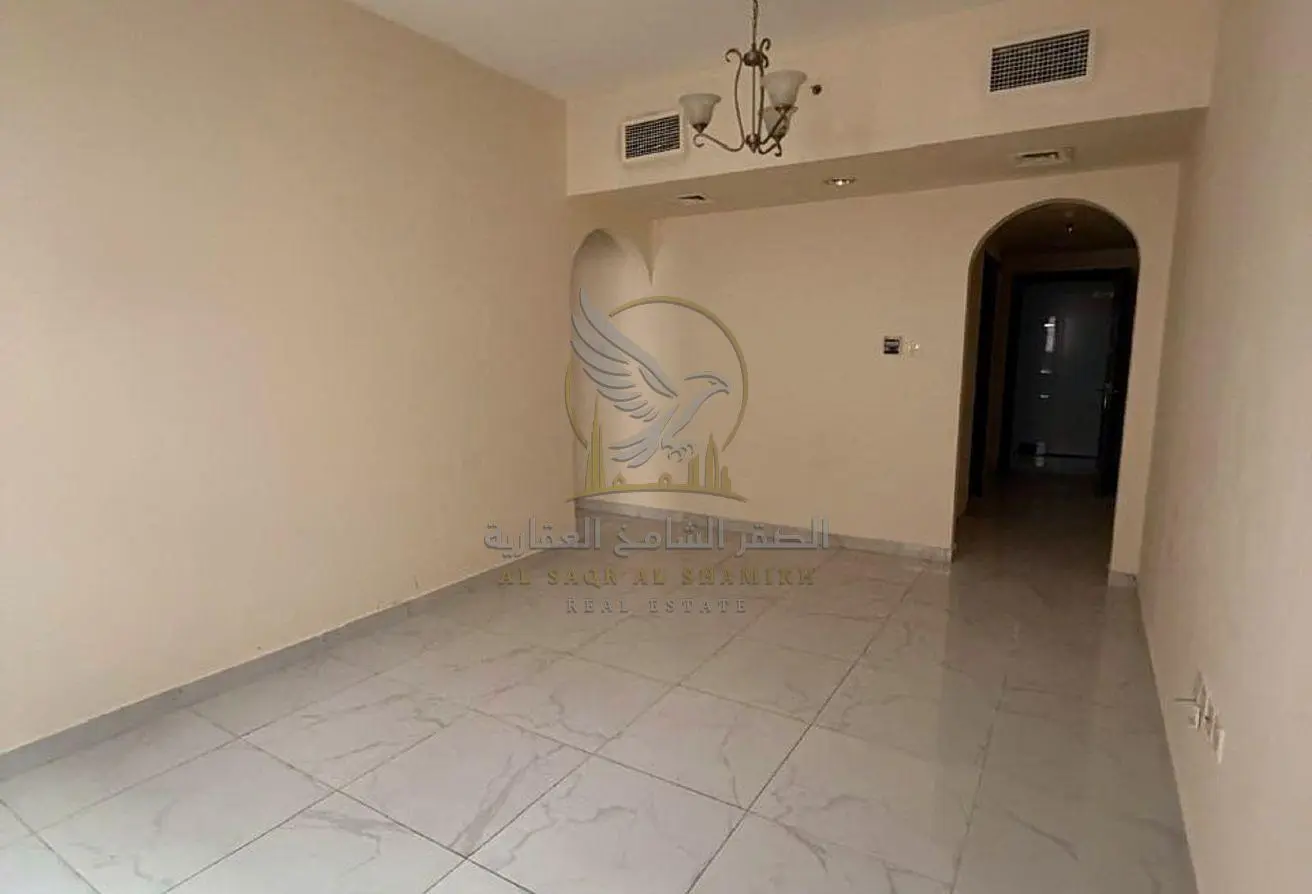 163692995 - Property Main Image