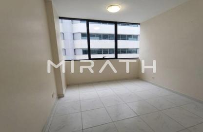 Apartment - 2 - 2 for rent in Golden Sands 7 - Al Mankhool - Bur Dubai - Dubai