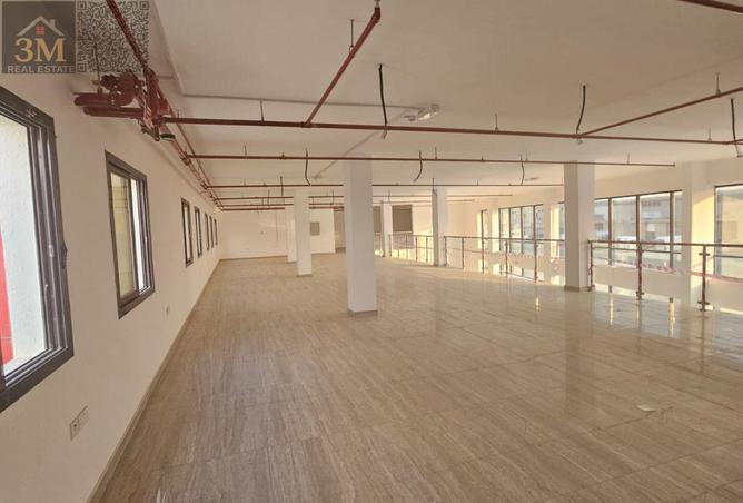 84086902 - Property Main Image