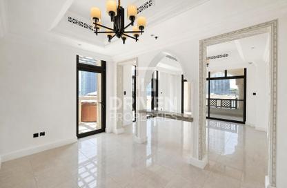 Apartment - 1 Bedroom - 2 Bathrooms for rent in Tajer Residences - The Old Town Island - Old Town - Downtown Dubai - Dubai