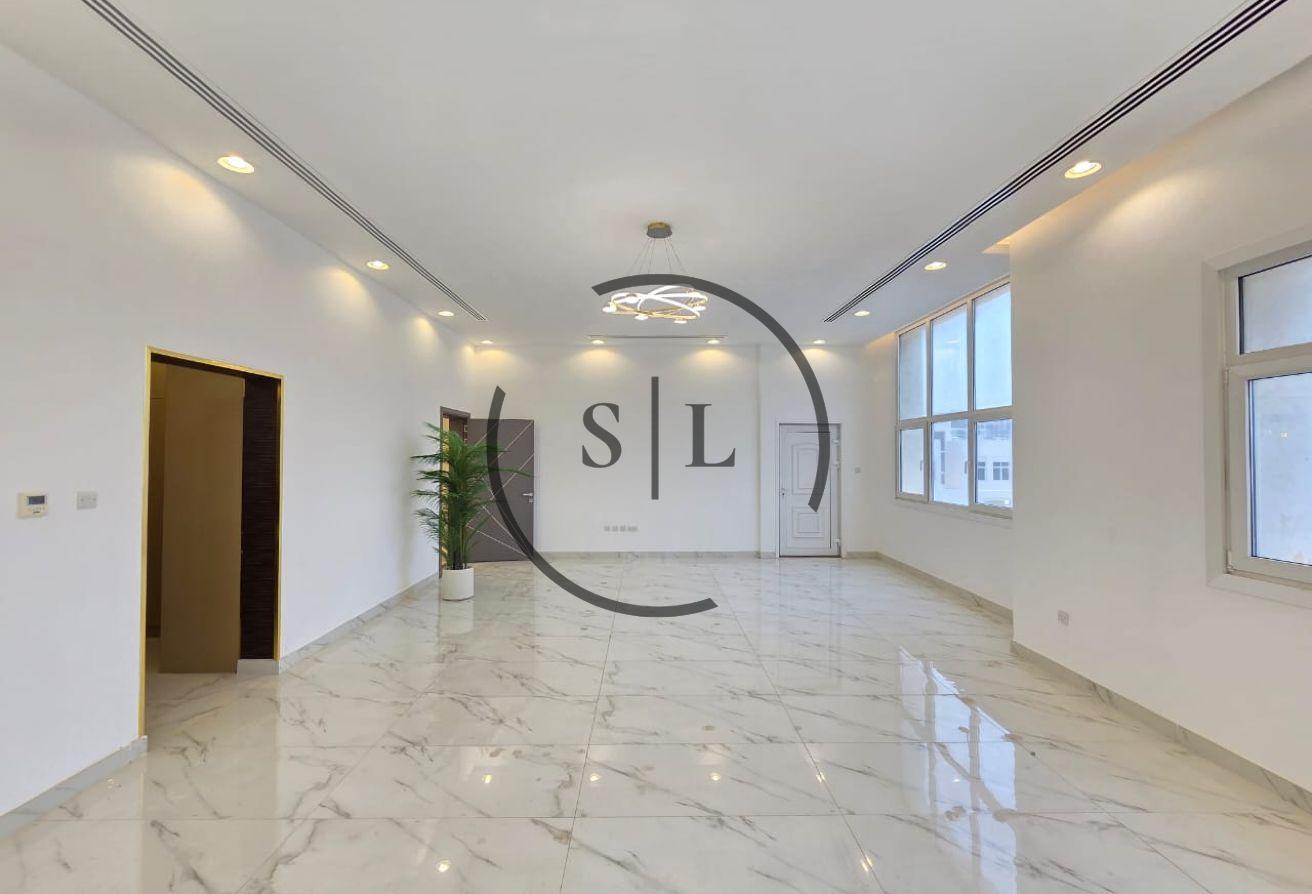 Brand New Luxury Villa with Pool, Lift and Garden photo 22