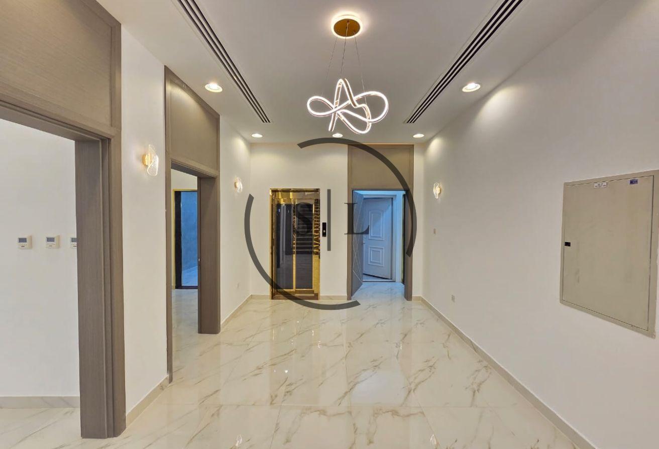 Brand New Luxury Villa with Pool, Lift and Garden photo 11
