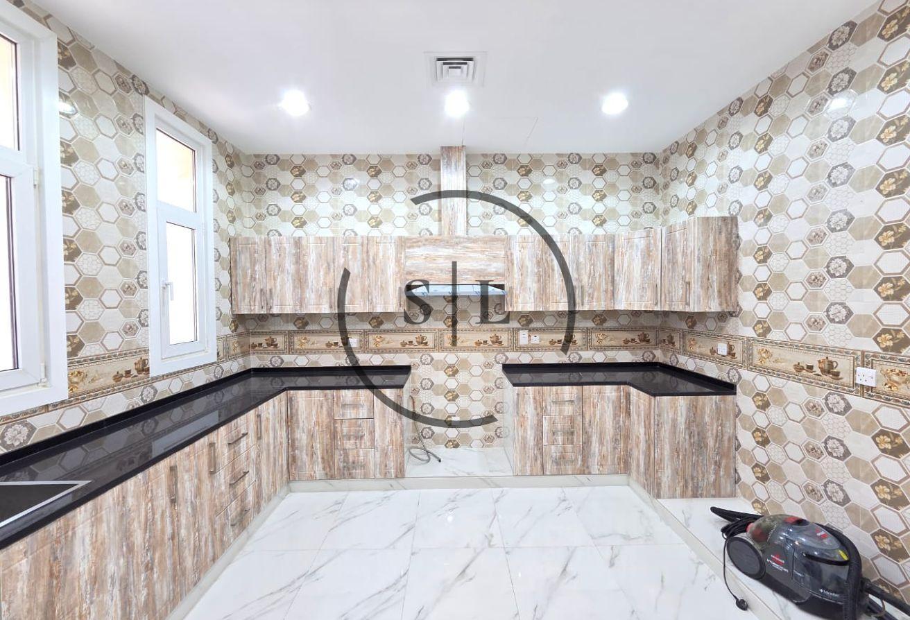 Brand New Luxury Villa with Pool, Lift and Garden photo 15