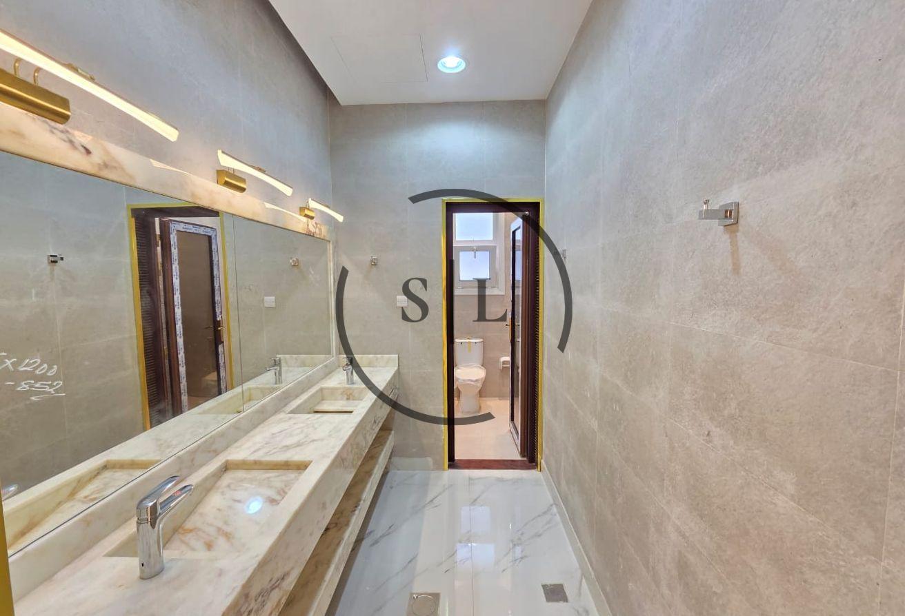 Brand New Luxury Villa with Pool, Lift and Garden photo 24