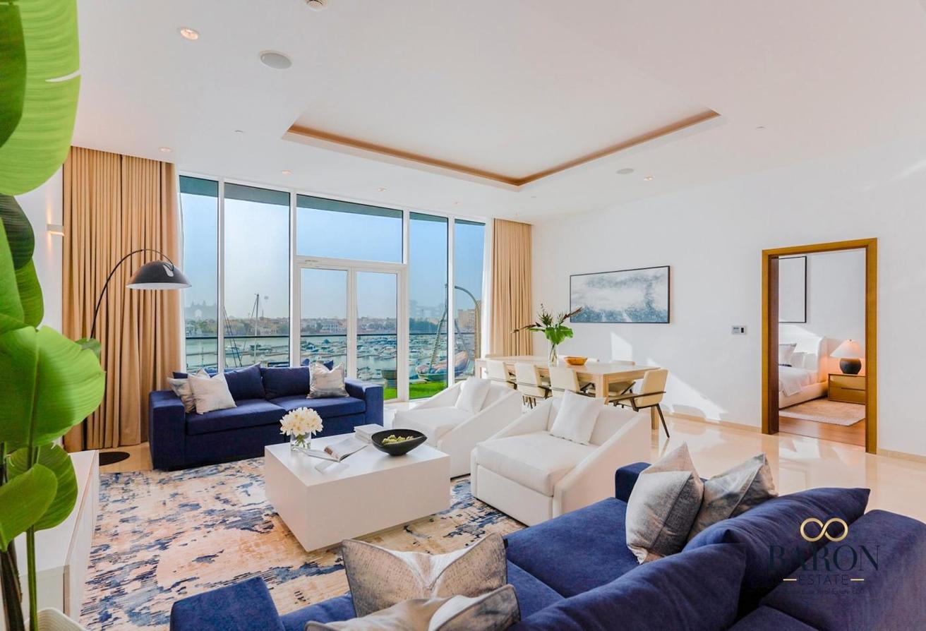 Upgraded | Sea View | Fully Furnished photo 2