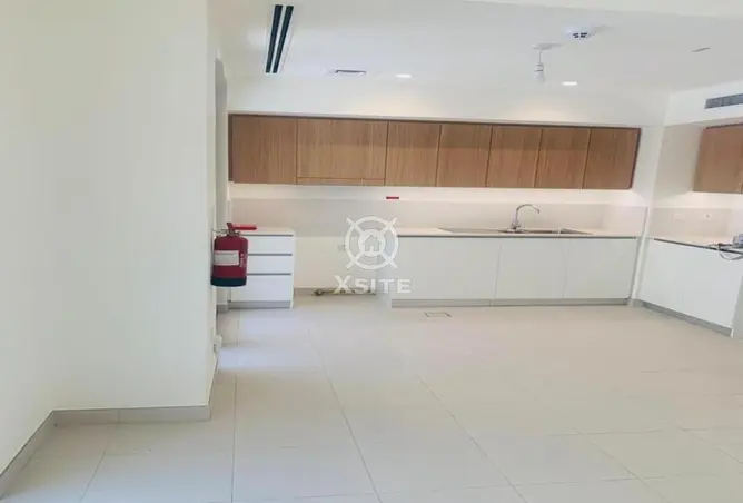 166073234 - Property Image 3