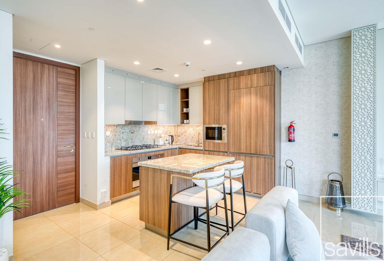 Skyline Luxury | Fully Furnished | Canal View photo 6