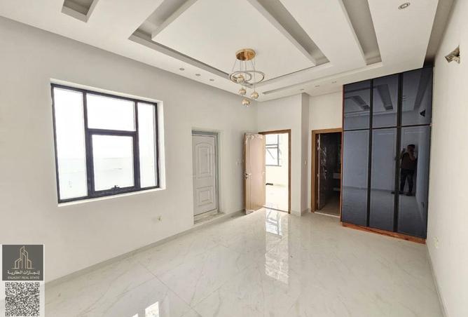 56542138 - Property Image 2