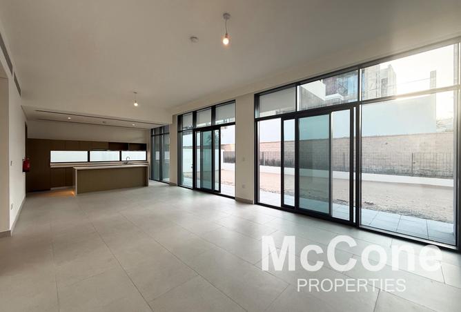 77775172 - Property Image 2