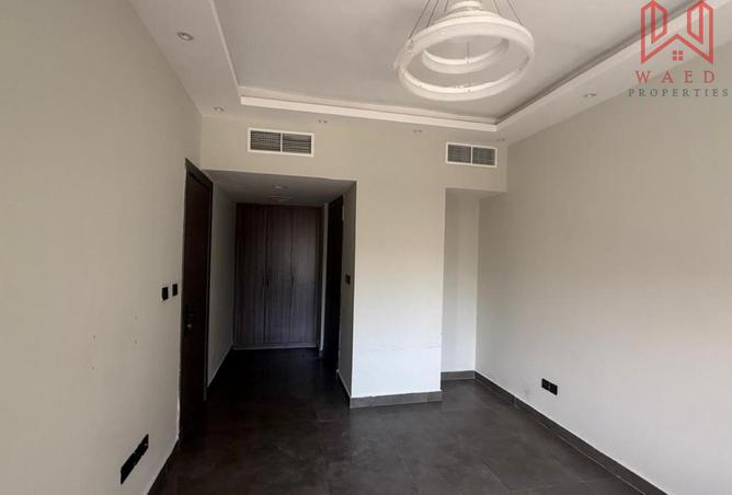 68293452 - Property Image 3