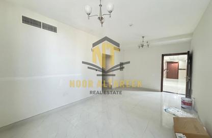 Apartment - 1 - 2 for rent in Al Mamzar - Al Mamzar - Sharjah - Sharjah Apartment - 1 - 2 for rent in Al Mamzar - Al Mamzar - Sharjah - Sharjah