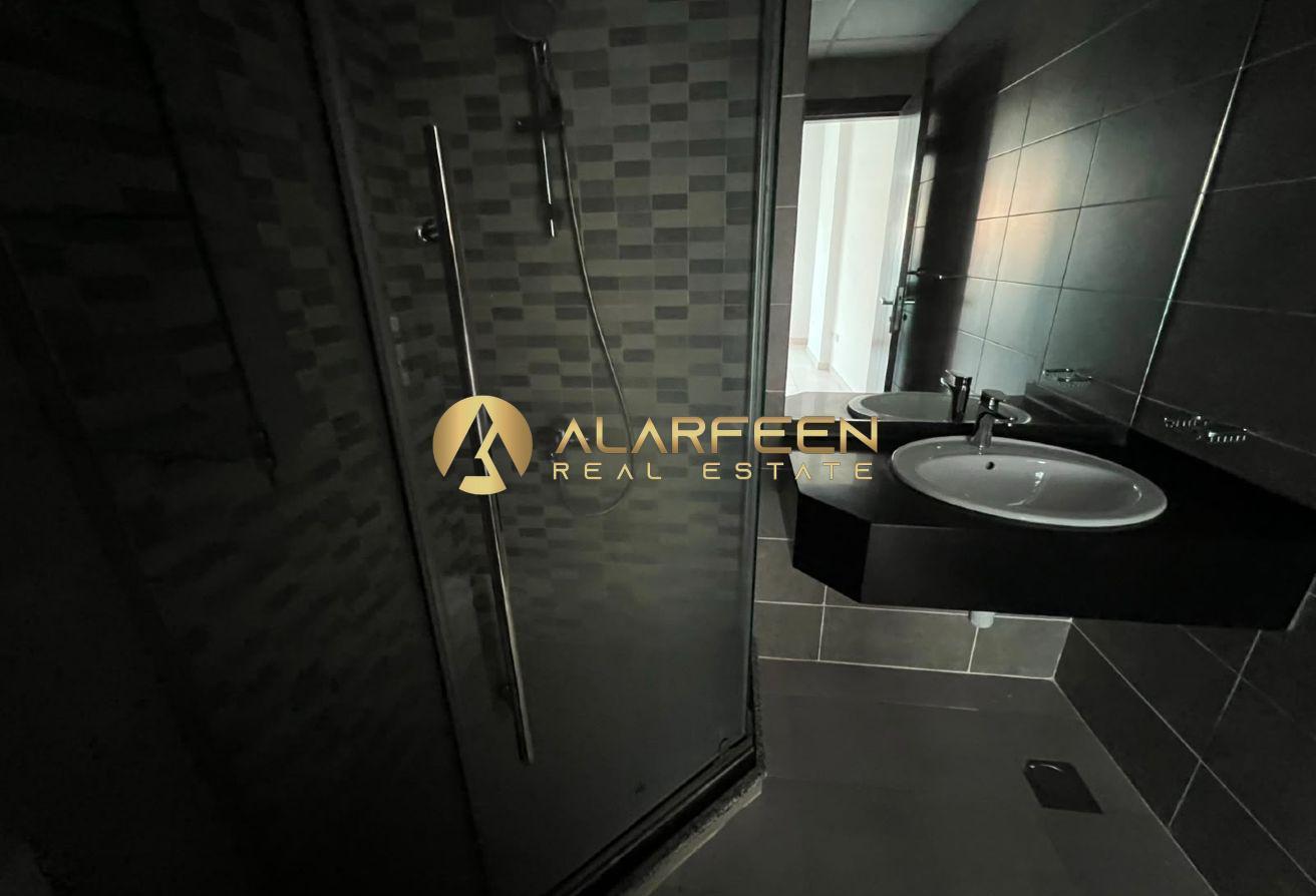 Modern Apartment | Best Amenities | Spacious photo 8
