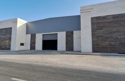 Warehouse - Studio - 1 Bathroom for rent in Al Sajaa - Sharjah