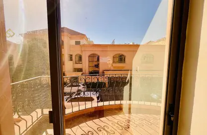فيلا - 4 غرف نوم - 4 حمامات للايجار في المنهل - أبوظبي
