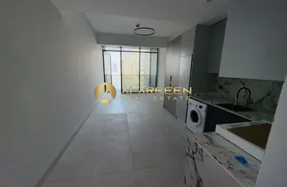 Apartment - 1 Bathroom for rent in Amal Tower - Dubai Sports City - Dubai